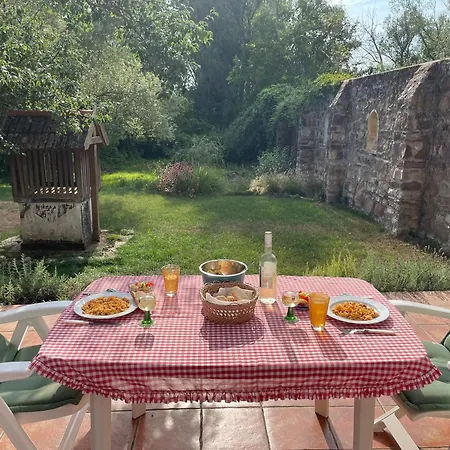 Holiday home Secret Garden - Titkos Kert